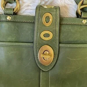 バッグ Coach Lily Legacy Turnrock Green Leather Coach | Bags | Vintage Coach Lilylegacy Turnlock Green